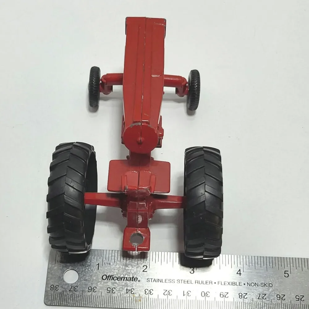 ERTL International Harvester Red Die‎ Cast Farm Tractor 1970s Vintage